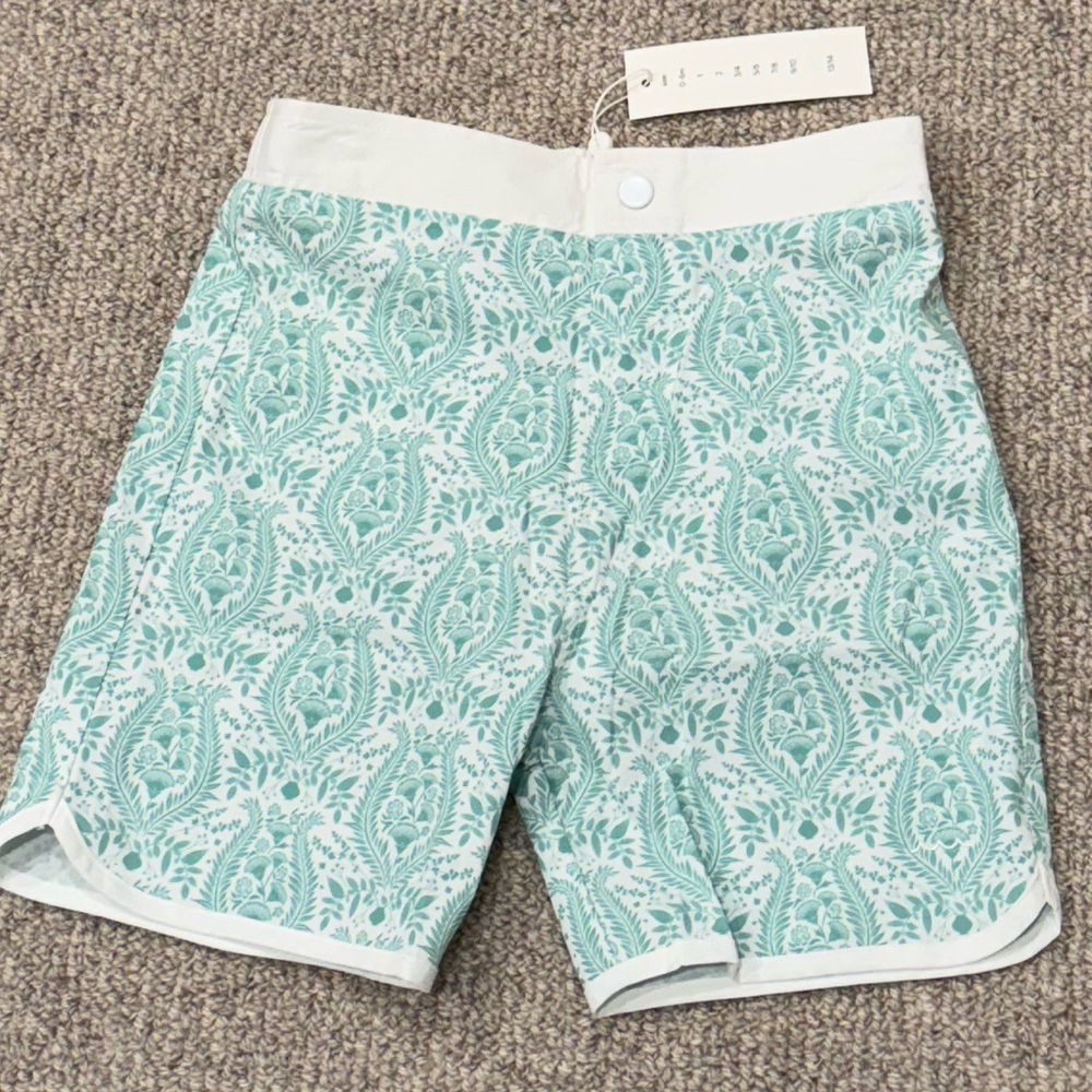 NWT! Minnow Boys Green Boardshort.  Sz. 11-12